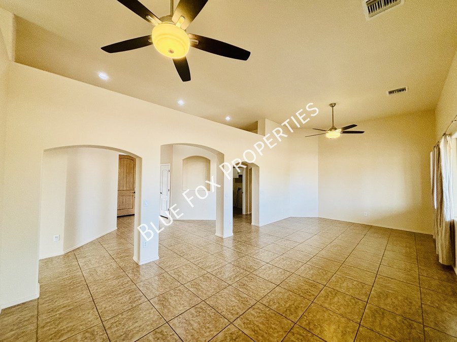 7910 West Little Eagle Court property image