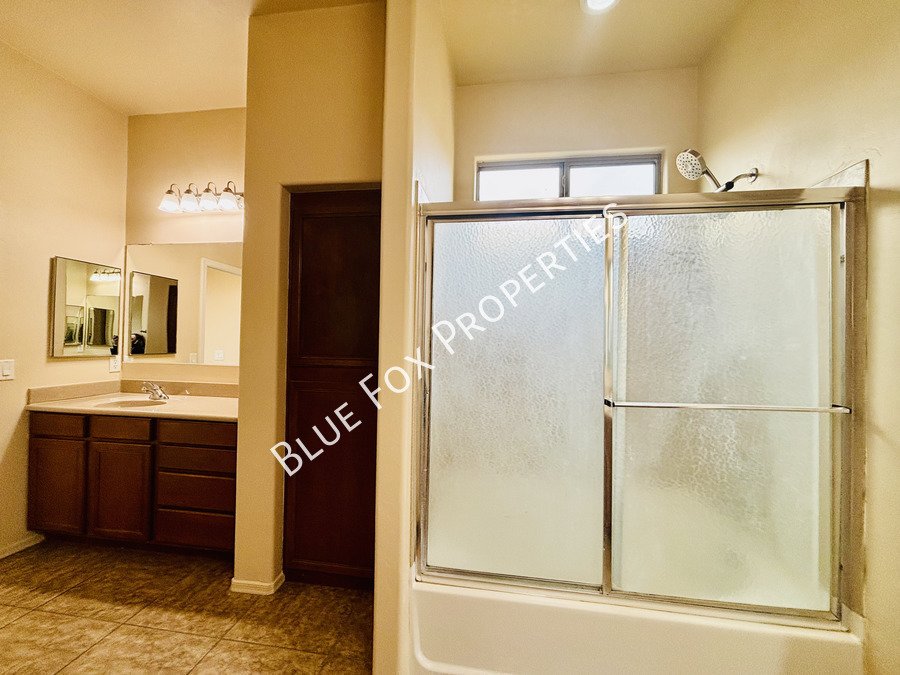 7910 West Little Eagle Court property image