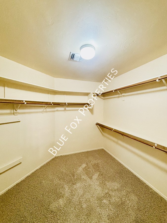 7910 West Little Eagle Court property image