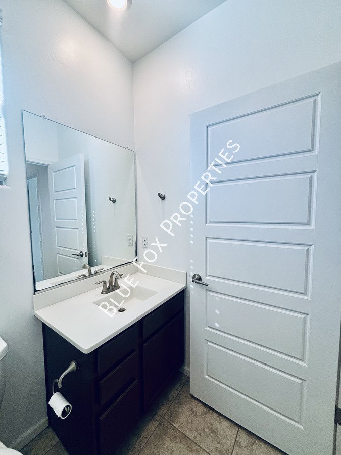 7846 South Sugarbend Drive property image