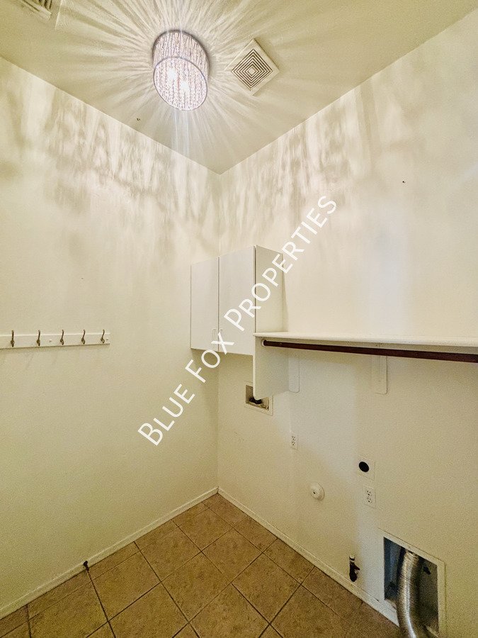 6505 West Knoll Pines Way property image