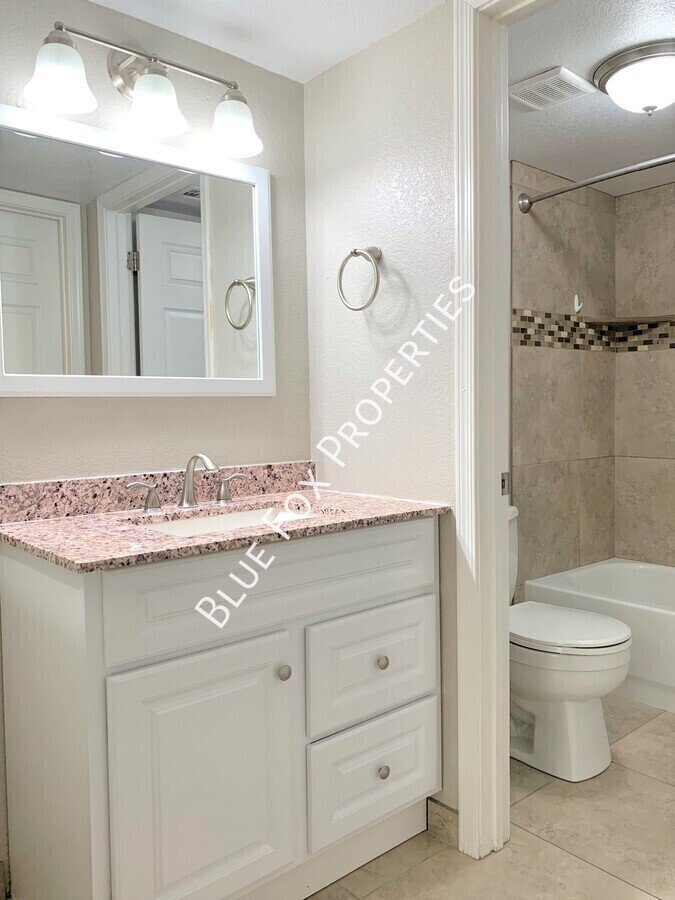 7255 E Snyder Road #11103 property image