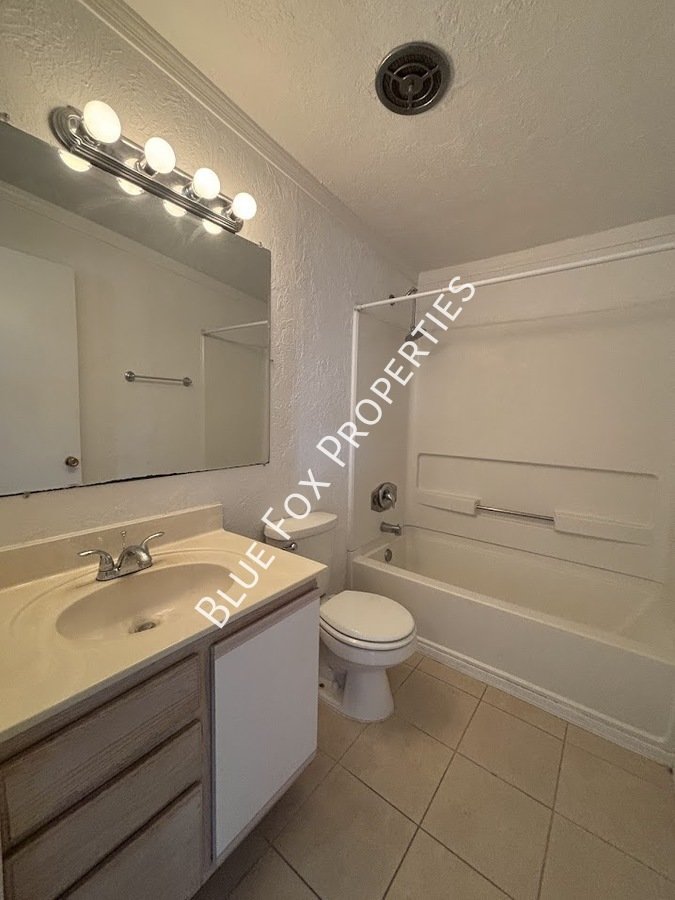 1228 E. Kentucky Street property image