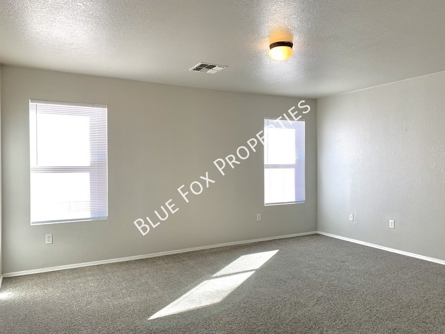 475 W Calle La Bolita property image