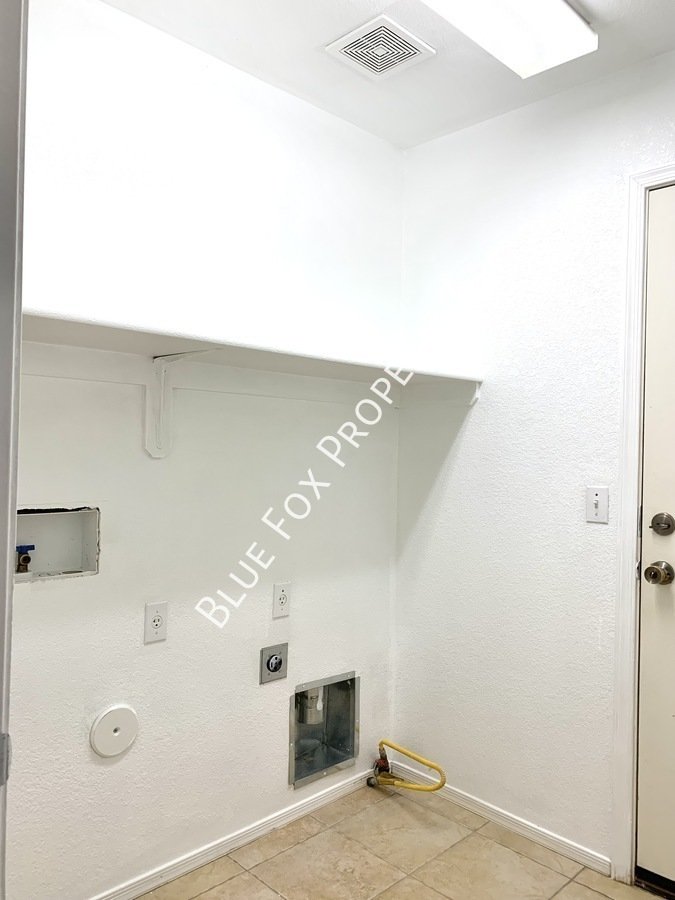 475 W Calle La Bolita property image