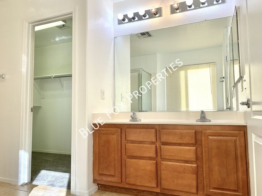 475 W Calle La Bolita property image