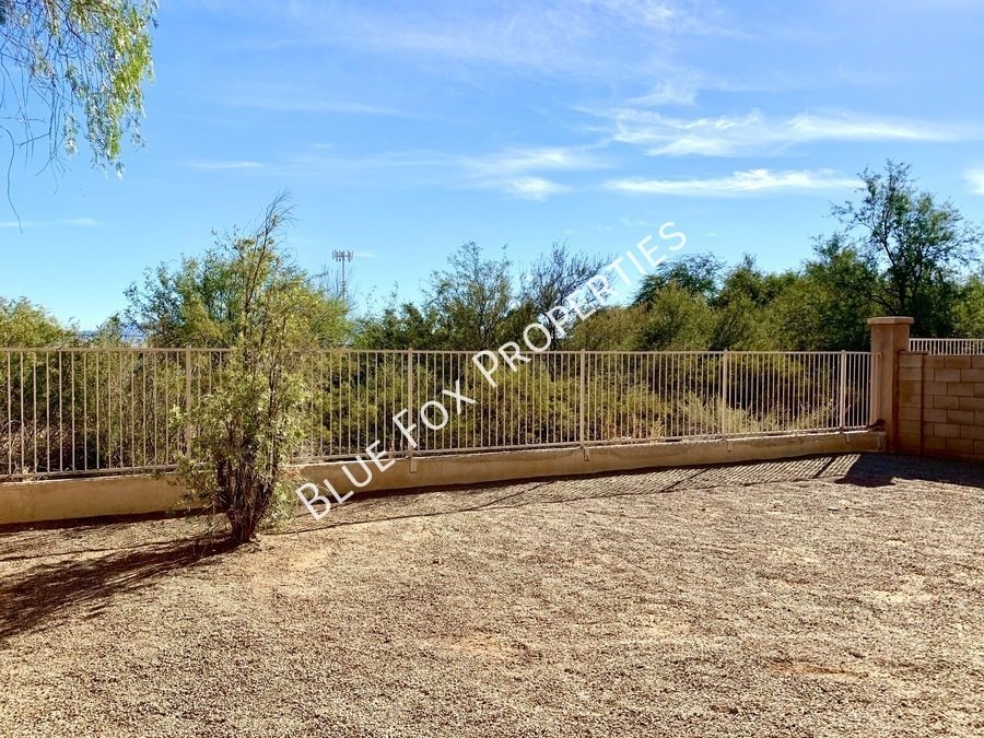 475 W Calle La Bolita property image