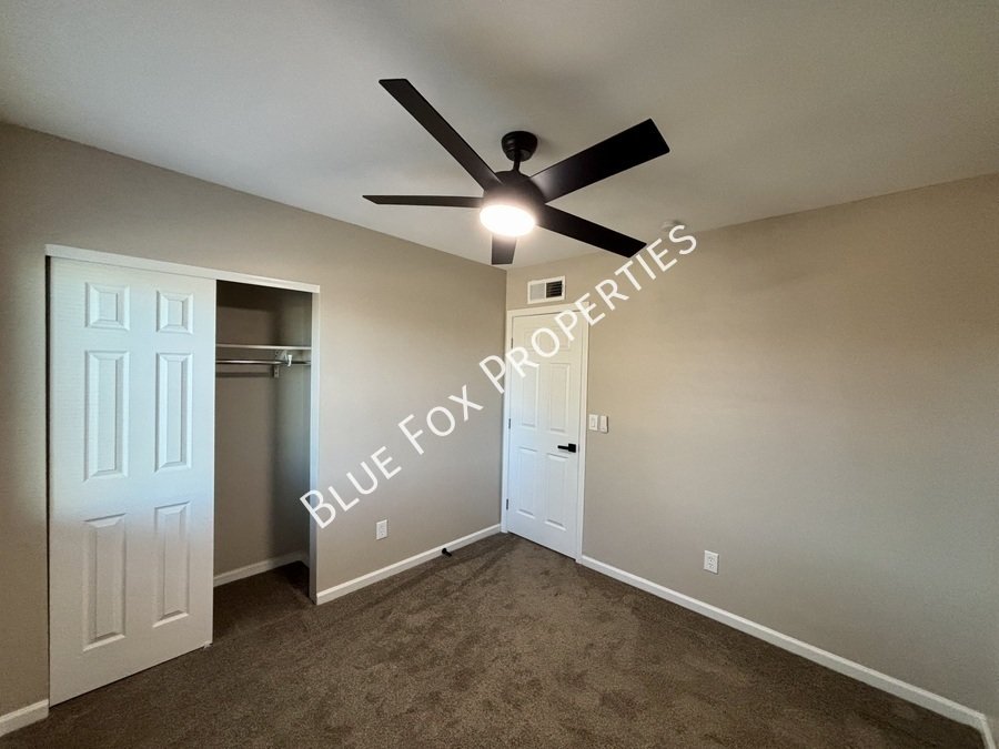 2480 S Rose Peak Dr property image