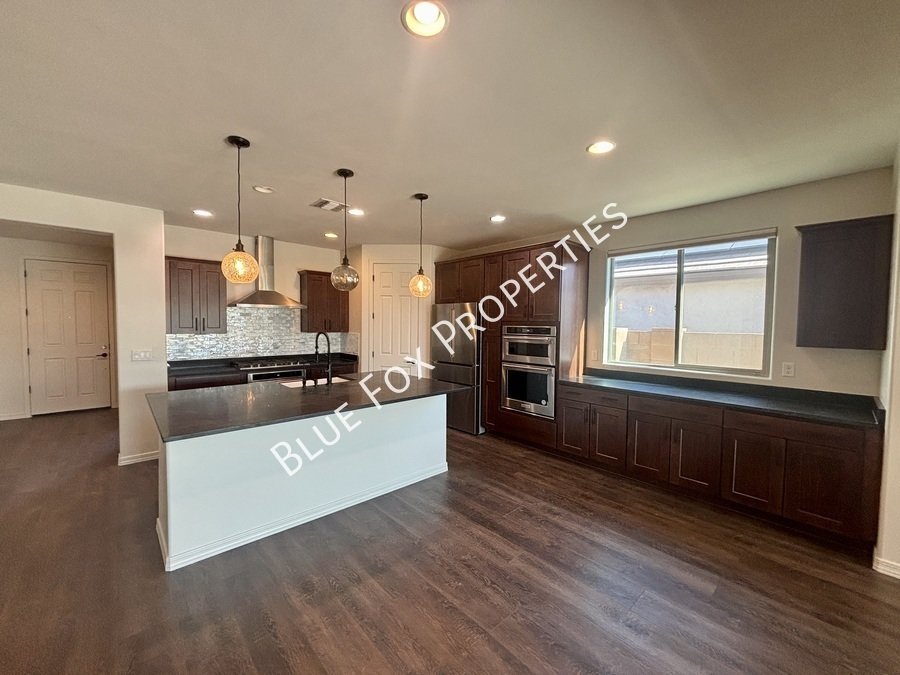 8454 N Lone Ranger Road property image