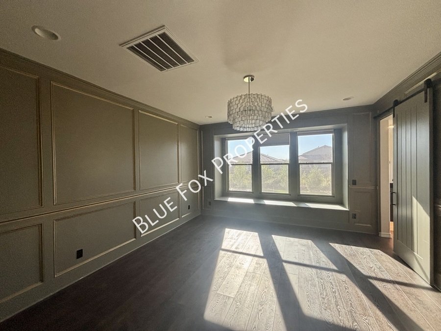 8454 N Lone Ranger Road property image