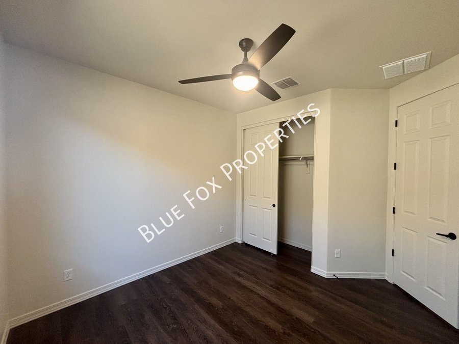 8454 N Lone Ranger Road property image