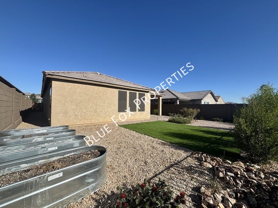 8454 N Lone Ranger Road property image