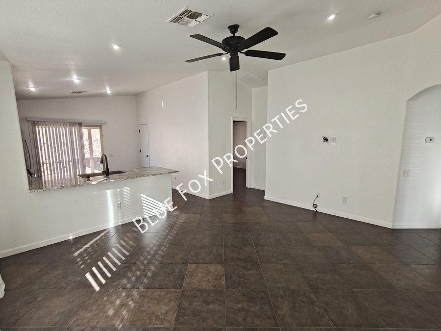 2289 W Enchantment Place property image