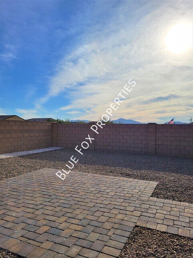 5525 W Lazy Farm Drive property image