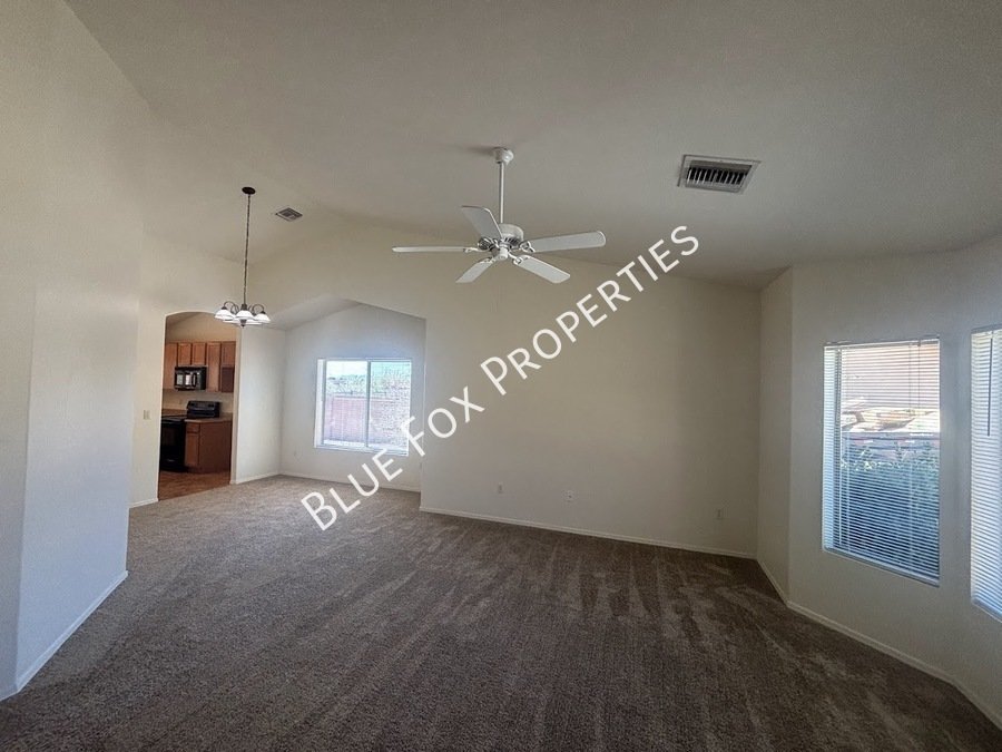 270 E Shore Cliff Place property image