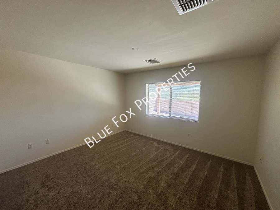 270 E Shore Cliff Place property image