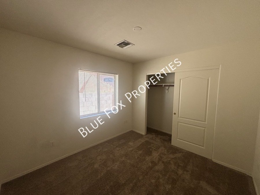 270 E Shore Cliff Place property image