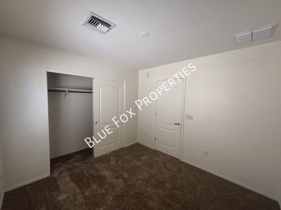 270 E Shore Cliff Place property image