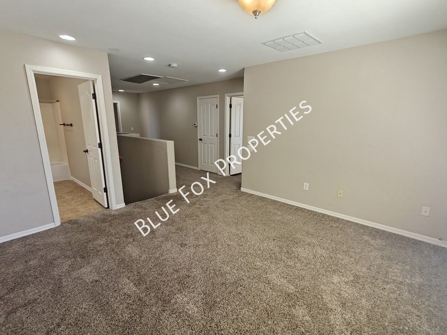 4810 E Orchard Grass Drive property image