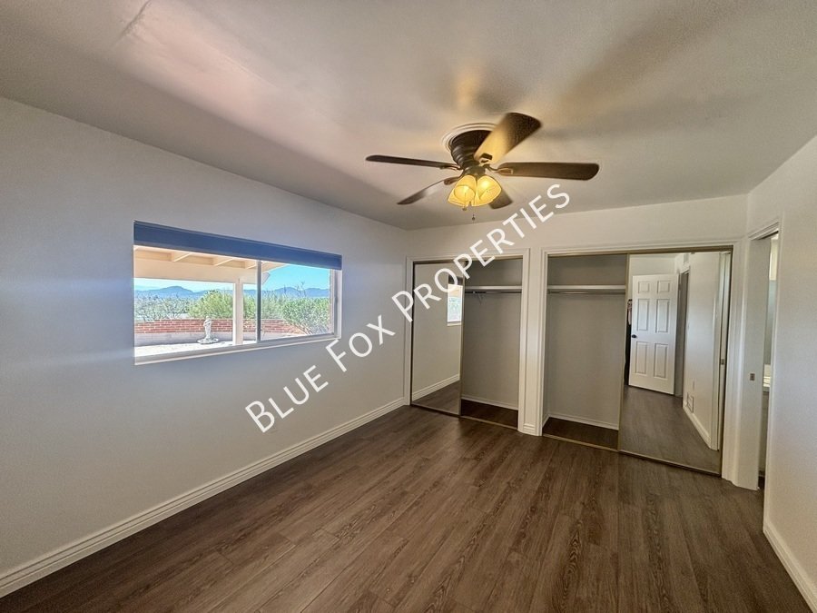 900 E Vía Lucitas property image