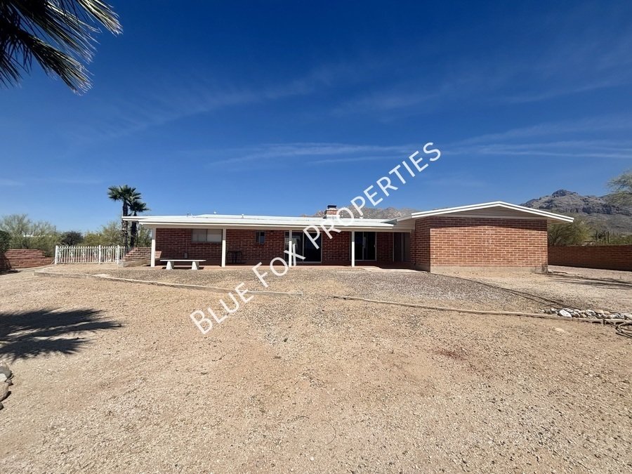 900 E Vía Lucitas property image