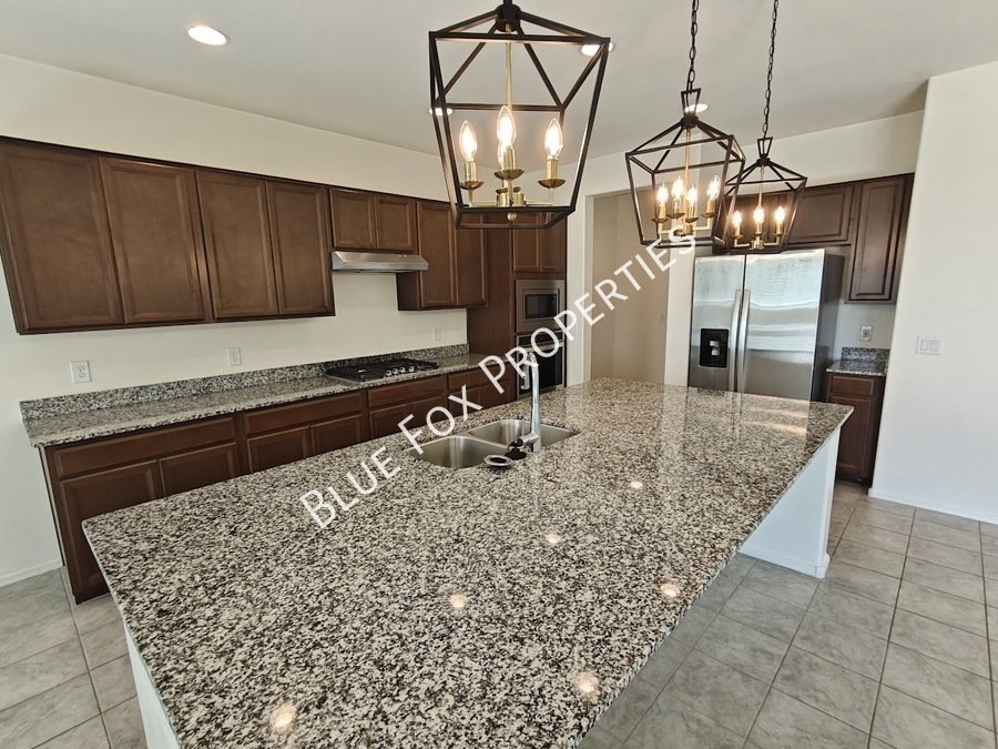 5525 W Lazy Farm Drive property image