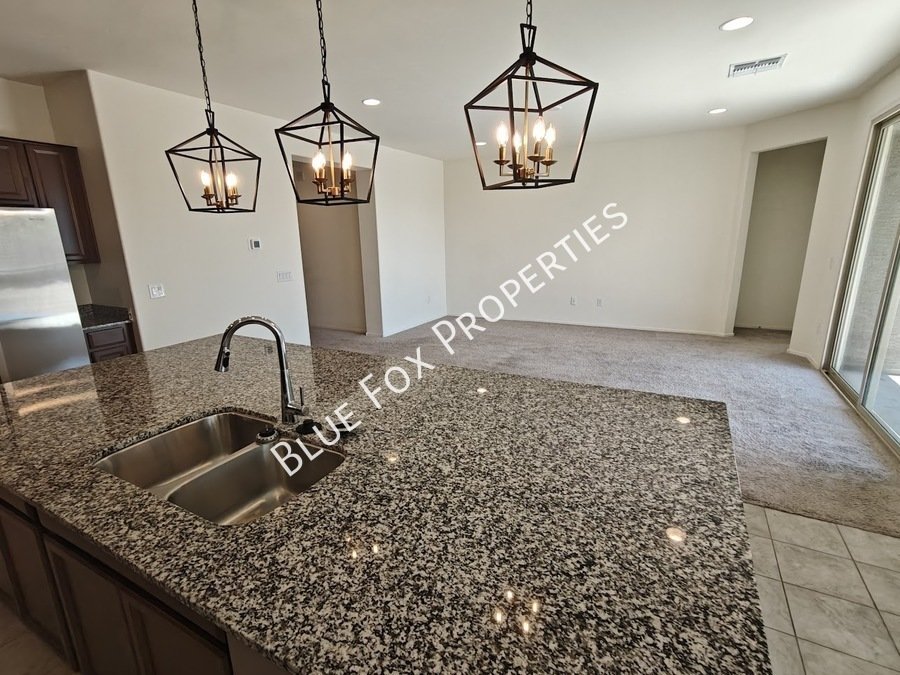 5525 W Lazy Farm Drive property image