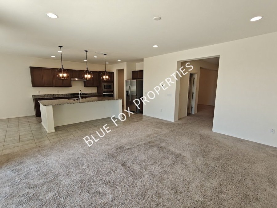 5525 W Lazy Farm Drive property image