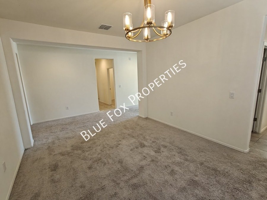 5525 W Lazy Farm Drive property image