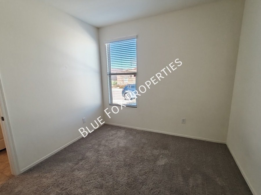 5525 W Lazy Farm Drive property image