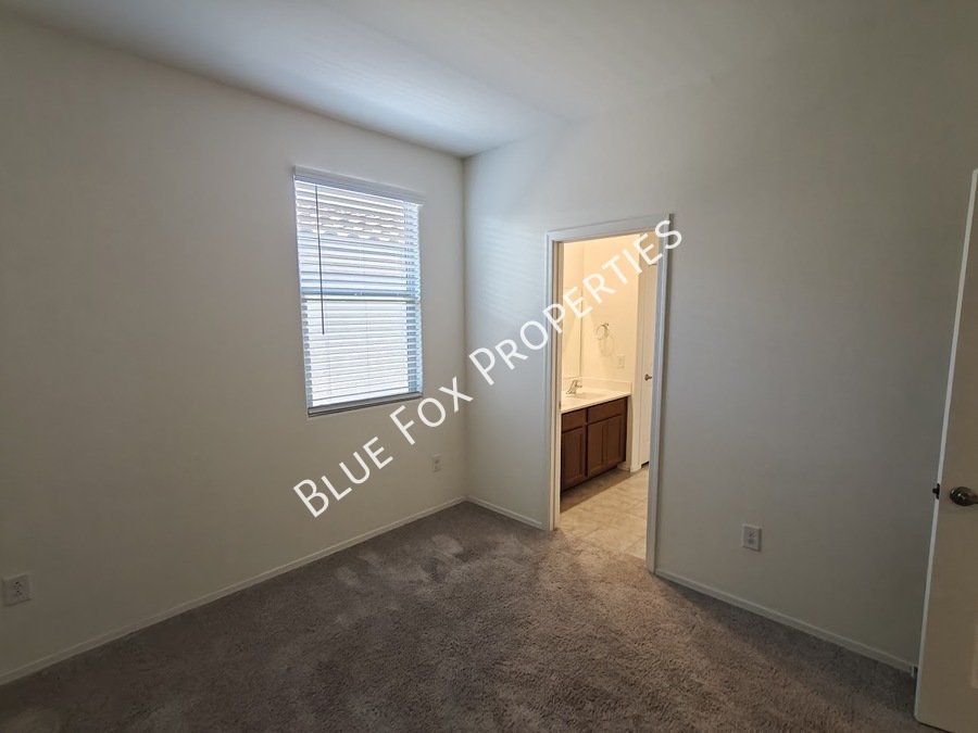 5525 W Lazy Farm Drive property image