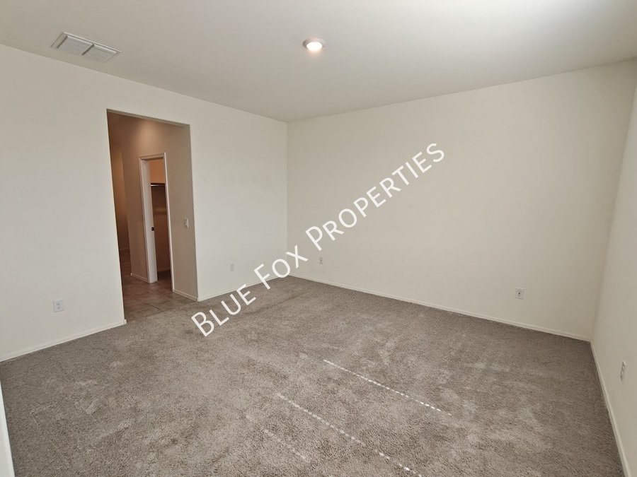 5525 W Lazy Farm Drive property image