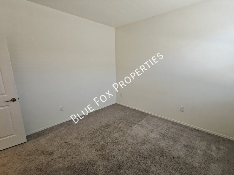 5525 W Lazy Farm Drive property image