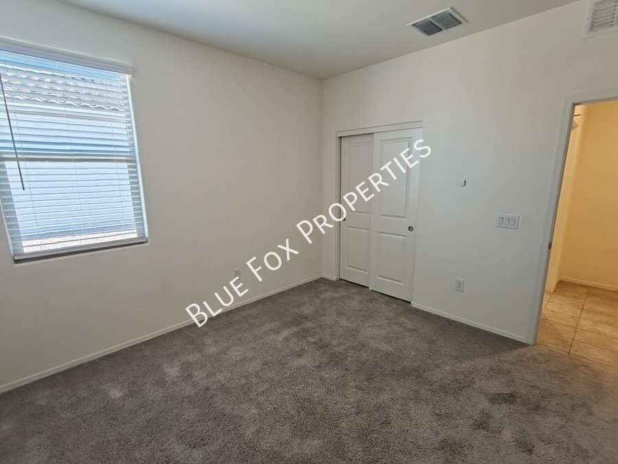 5525 W Lazy Farm Drive property image