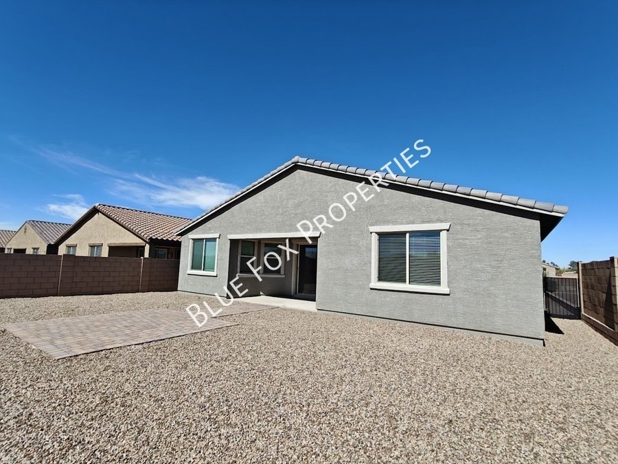 5525 W Lazy Farm Drive property image