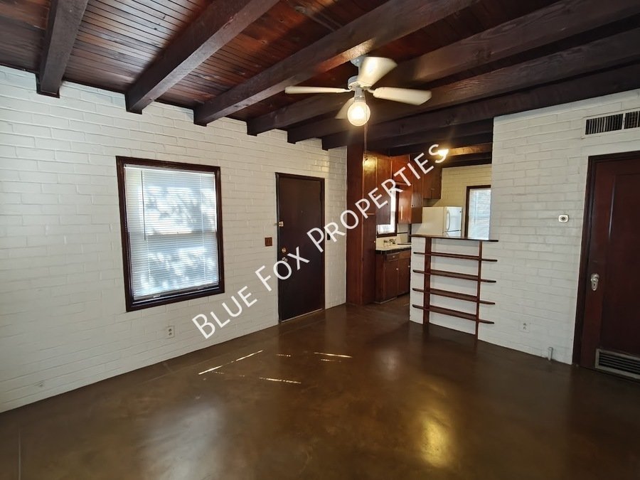 1211 N Jones Boulevard Unit 2 property image