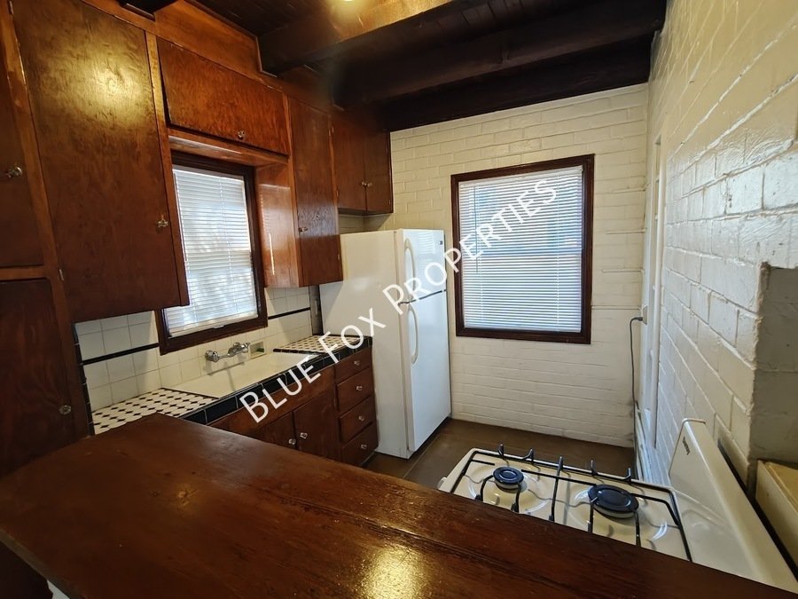 1211 N Jones Boulevard Unit 2 property image