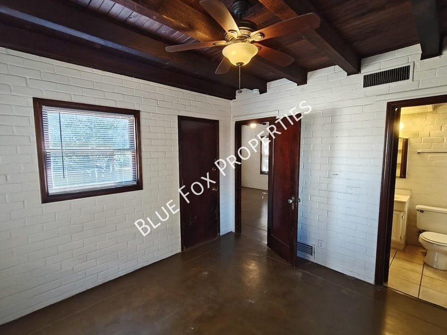 1211 N Jones Boulevard Unit 2 property image