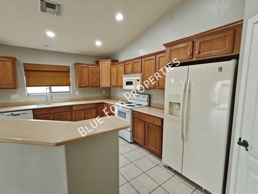 12232 N Sora Place property image