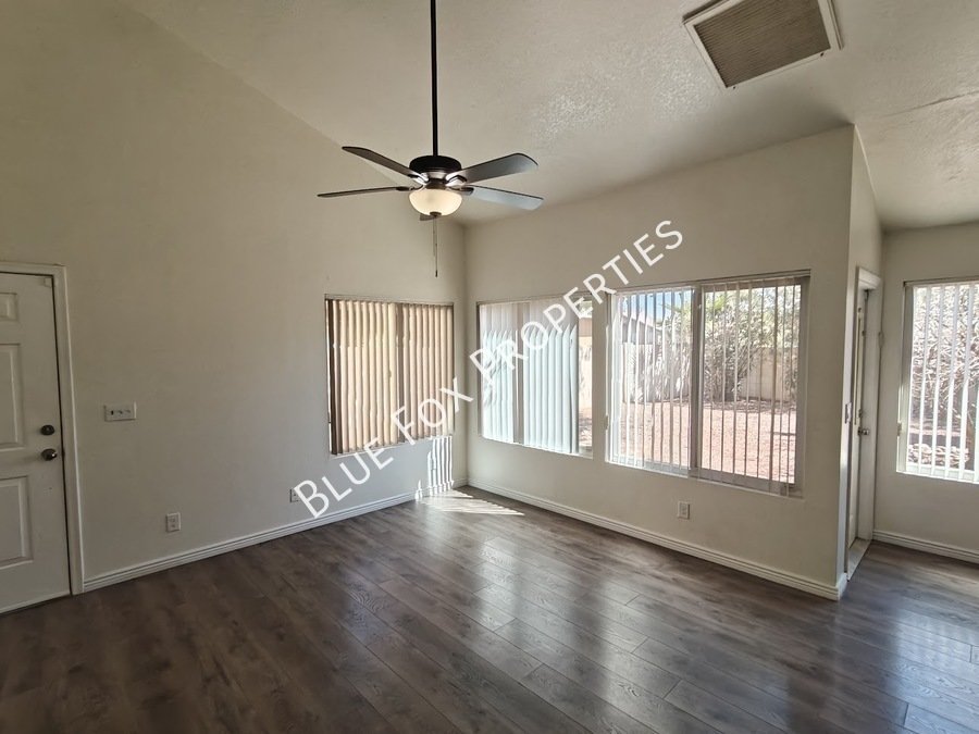 3049 W Avenida Destino property image