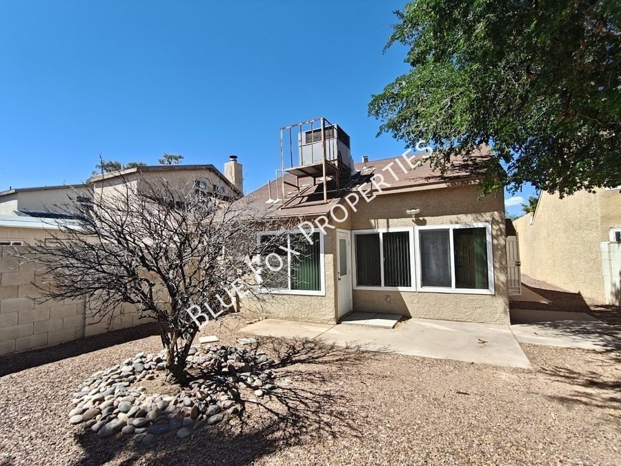 3049 W Avenida Destino property image
