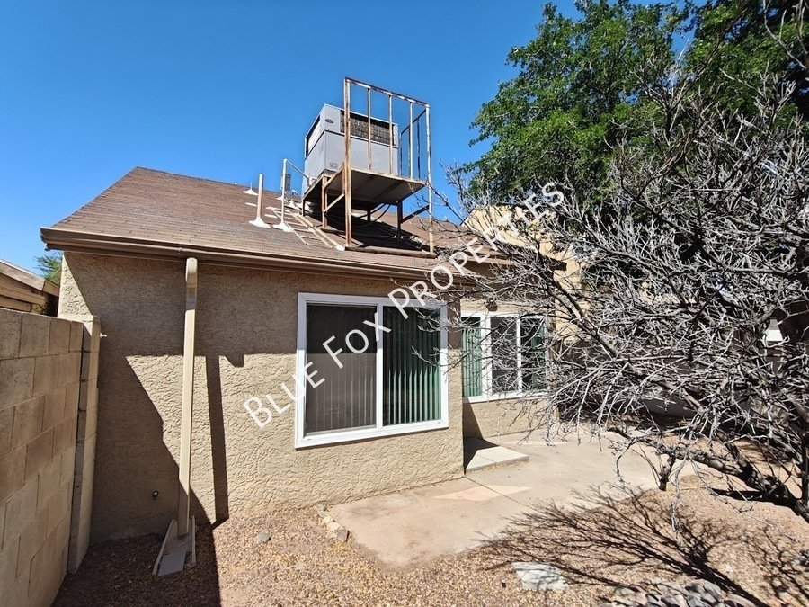 3049 W Avenida Destino property image