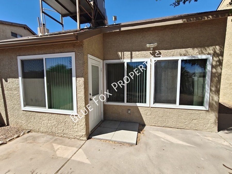 3049 W Avenida Destino property image