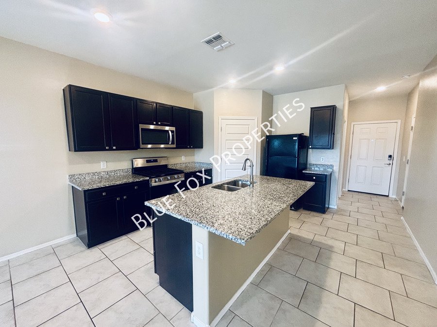 10232 North Crooked Peak Trail property image