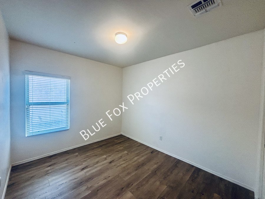10232 North Crooked Peak Trail property image