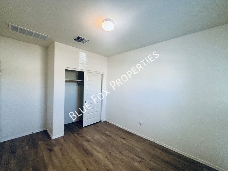 10232 North Crooked Peak Trail property image