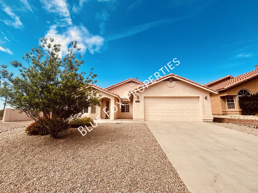 10451 North Calle Verano Seco property image