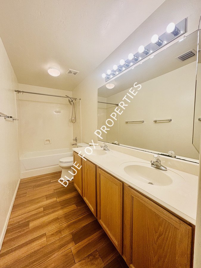 10451 North Calle Verano Seco property image