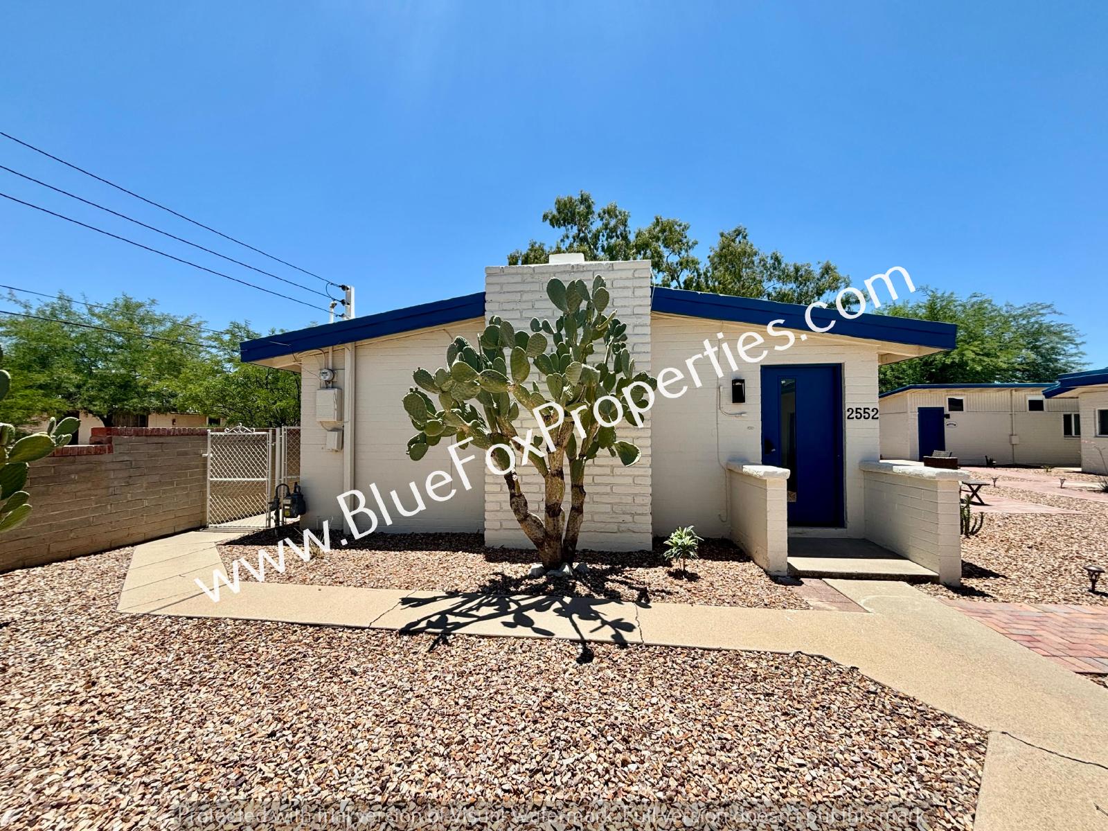2552 E Copper St Tucson, AZ 857162406 Blue Fox Properties