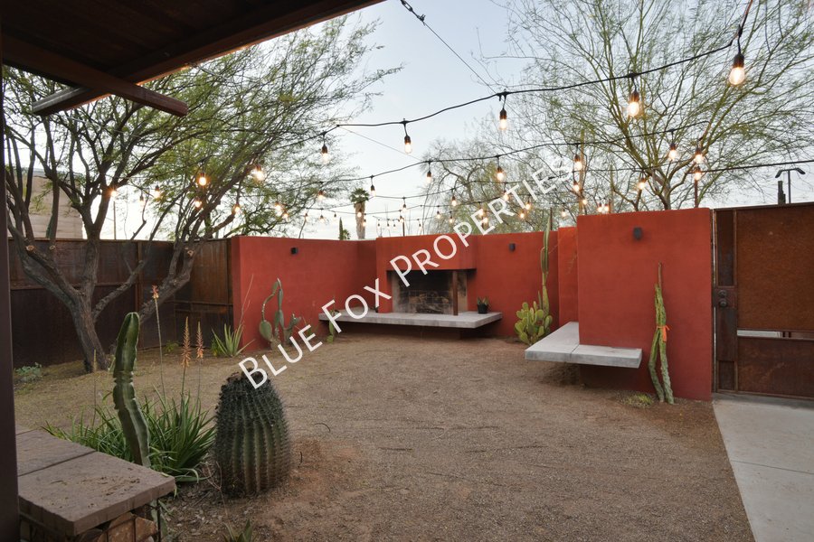 1150 E 15th Street property image